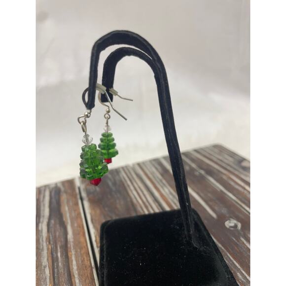 Small Christmas Tree Beaded Earrings Lightweight GUC - Picture 3 of 5